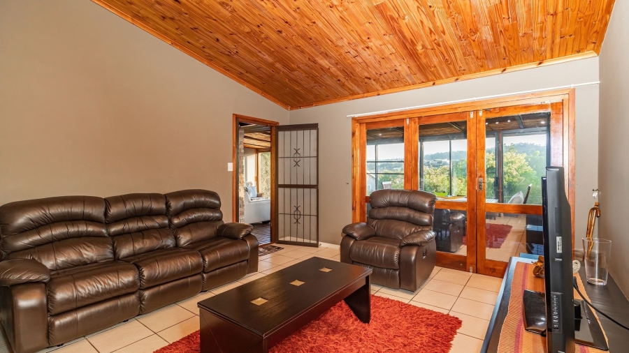 3 Bedroom Property for Sale in Sedgehill Western Cape